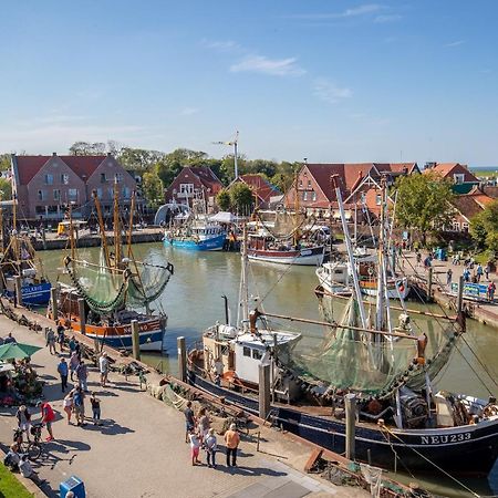 Plattbodenschiff Pandion Hotel Neuharlingersiel Exterior photo